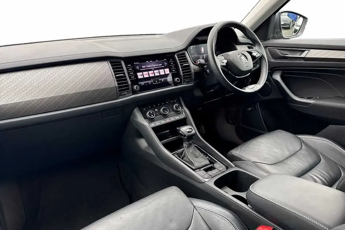 Used Skoda Kodiaq SE L Executive 150 HP (110 kW) 2023 Graphite grey metallic SUV