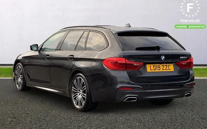 Gebraucht BMW 520 M Sport 190 PS (139 kW) 2019 Grau Kombi