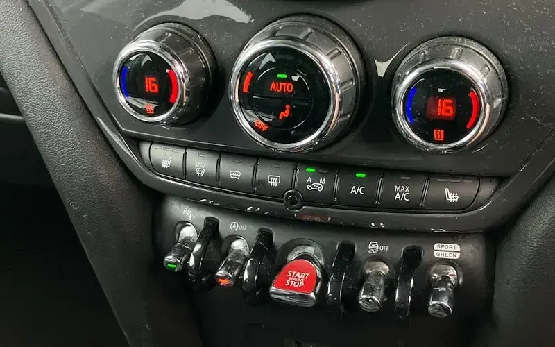 Used Mini Cooper Countryman 150 HP (110 kW) 2018 Grey SUV