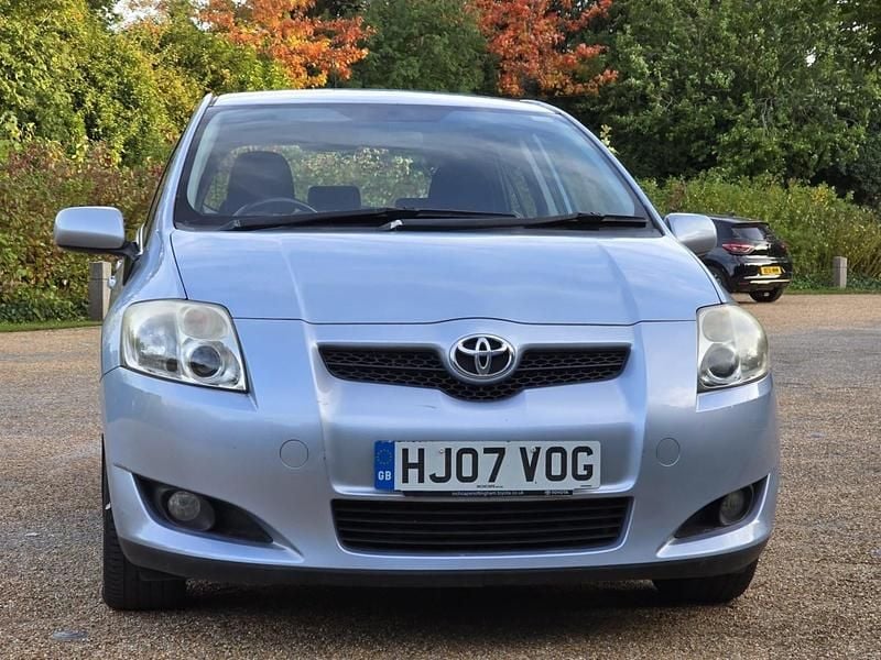 Used Toyota Auris 124 HP (91 kW) 2007 Blue Hatchback