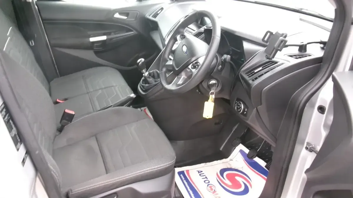Used Ford Transit Connect Limited 115 HP (84 kW) 2015 Silver MPV