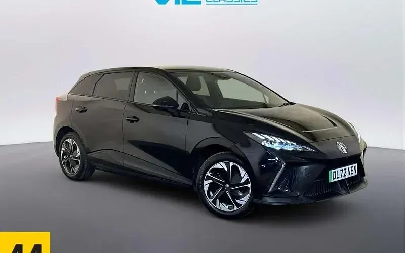 Used MG MG4 EV Trophy 150 kW (204 HP) 2025 Hatchback