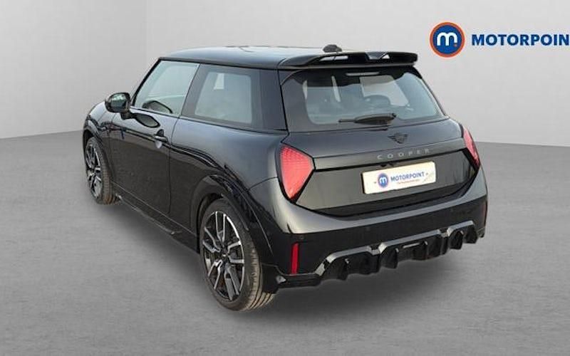 Used Mini Cooper Sport 114 kW (156 HP) 2026 Hatchback