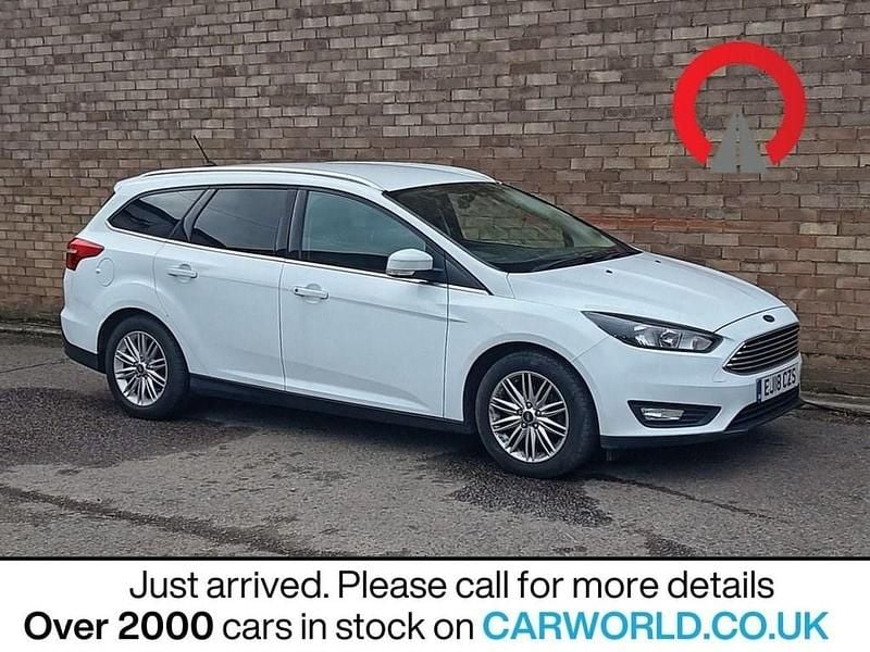 Used Ford Focus Zetec 120 HP (88 kW) 2018 White Estate