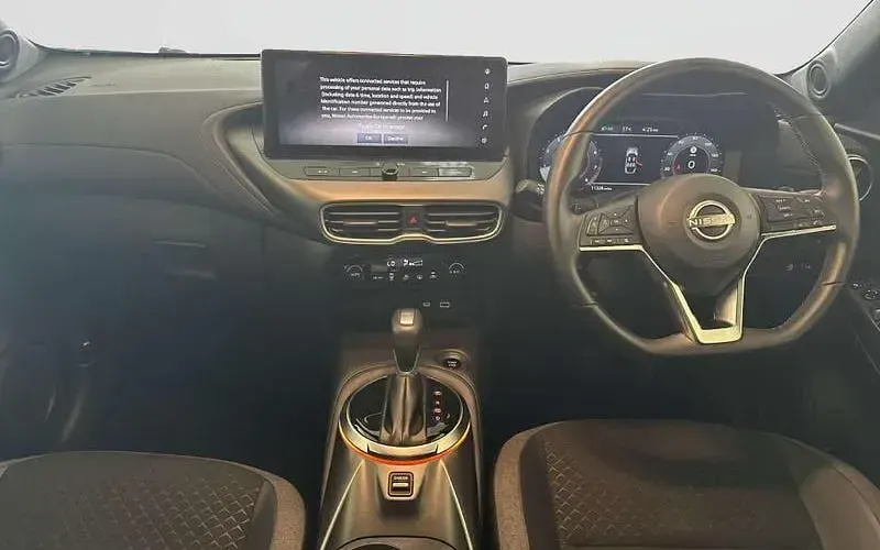 Used Nissan Juke N-Connecta 114 HP (83 kW) 2025 Blue SUV