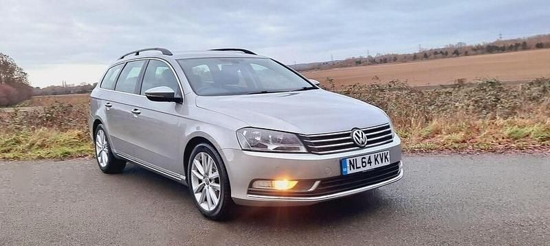 Silver Used 2014 VW Passat Executive Estate | £5,795 (Fair price) - Image 1/4