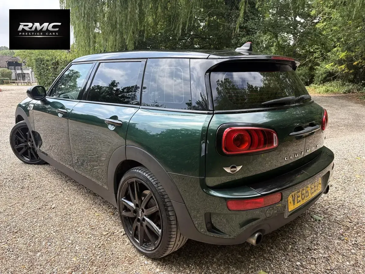 Used Mini Cooper Clubman 192 HP (141 kW) 2016 Green Estate