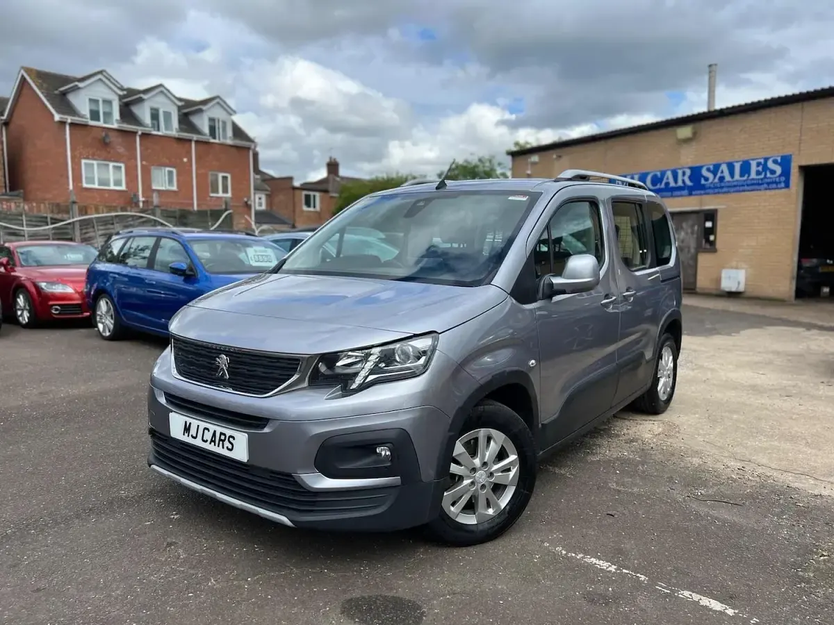Used Peugeot Rifter Allure 2019 Grey MPV