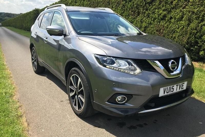 Used Nissan X-Trail Tekna+ 130 HP (95 kW) 2015 Grey SUV