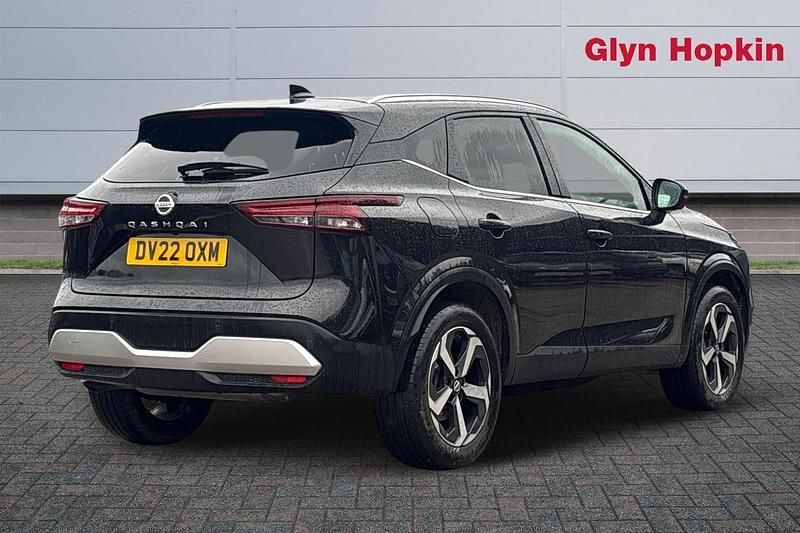Used Nissan Qashqai N-Connecta 2022 Black SUV