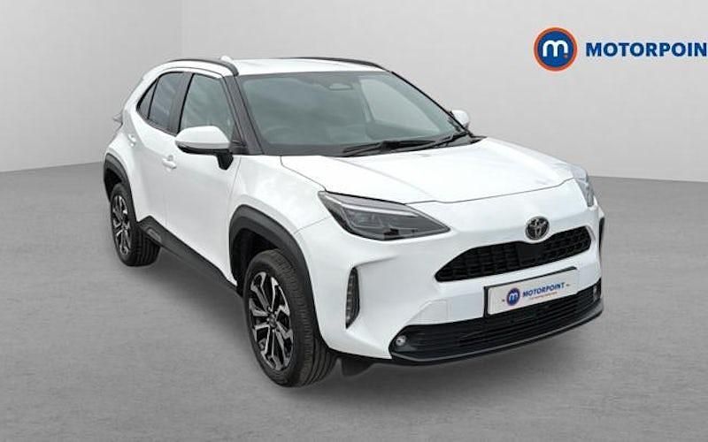 Used Toyota Yaris Hybrid Design 116 HP (85 kW) 2026 Estate