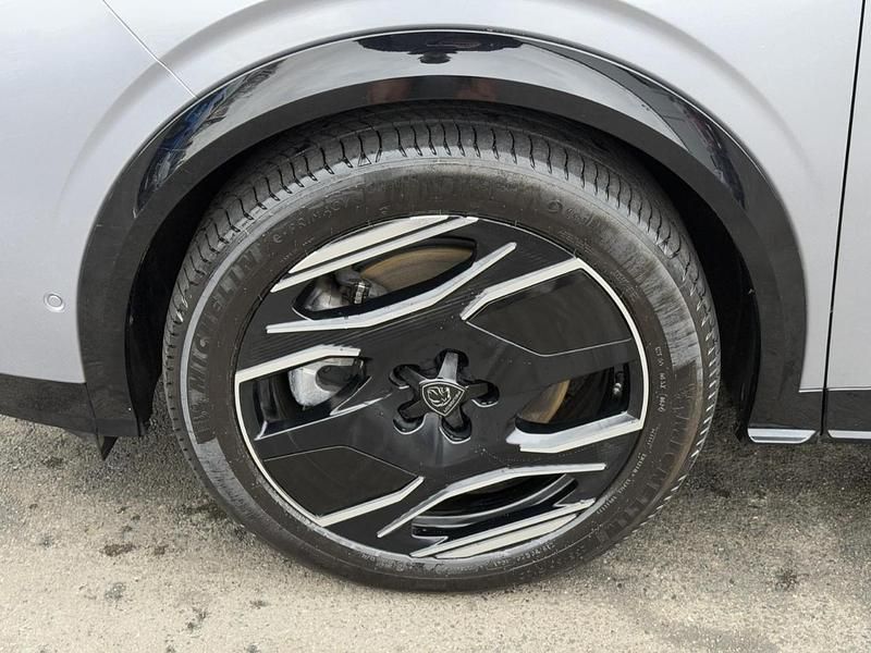 Used Peugeot 5008 GT 155 kW (211 HP) 2024 Grey SUV