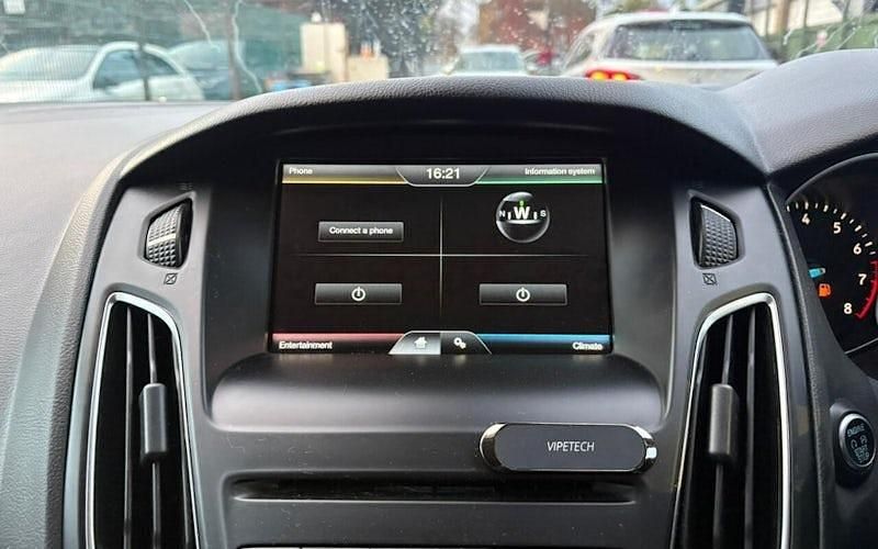 Used Ford Focus Titanium 125 HP (91 kW) 2016 Hatchback