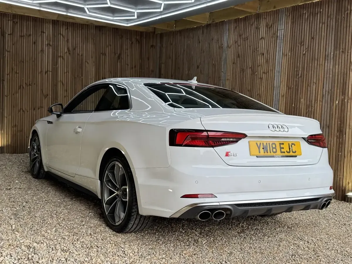 Used Audi S5 Sport 354 HP (260 kW) 2018 White Coupe