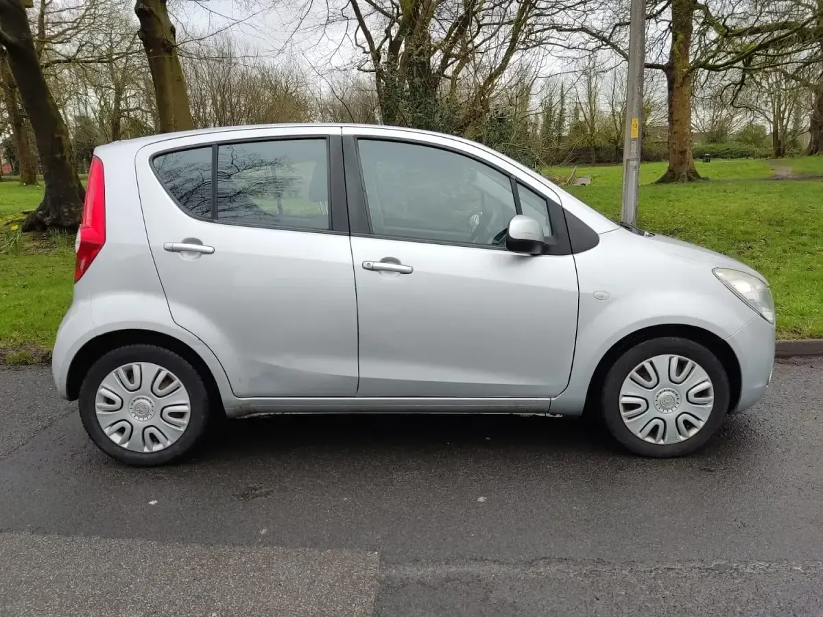 Used Vauxhall Agila S 68 HP (50 kW) 2012 Silver MPV