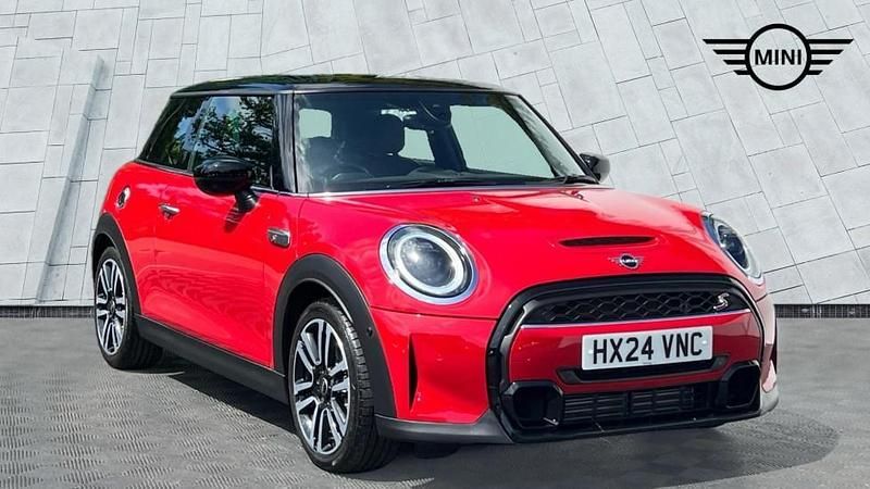 Red Used 2024 Mini Cooper S Exclusive Hatchback | £25,491 (Fair price) - Image 1/4