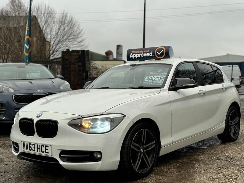 Used BMW 120 Sport Line 2013 White Hatchback