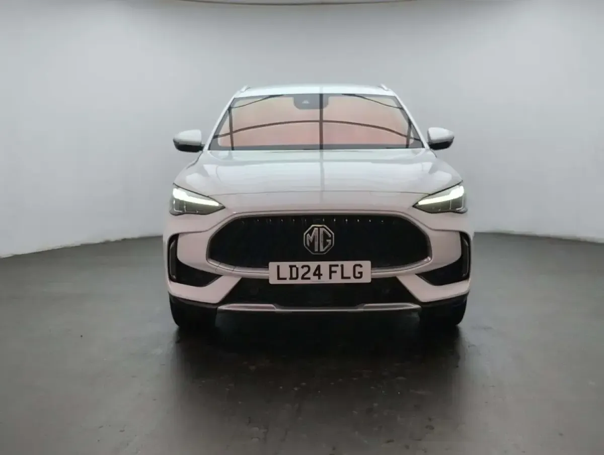 Used MG HS Trophy 162 HP (119 kW) 2024 White SUV