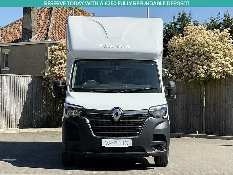 Begagnad Renault Master Business 2024 Vit Minibuss