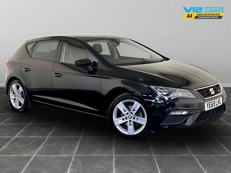 Black Used 2019 Seat Leon FR Hatchback | £11,595 (Good price) - Image 1/2