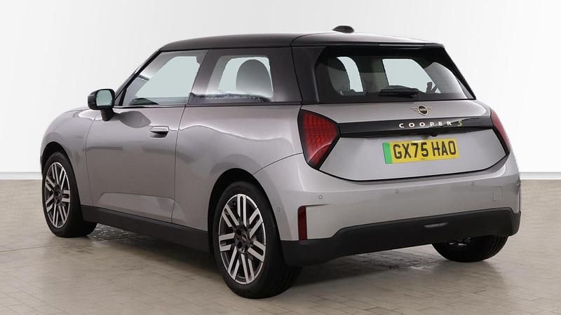 New Mini Cooper SE Hatch 158 kW (215 HP) 2025 Silver Hatchback