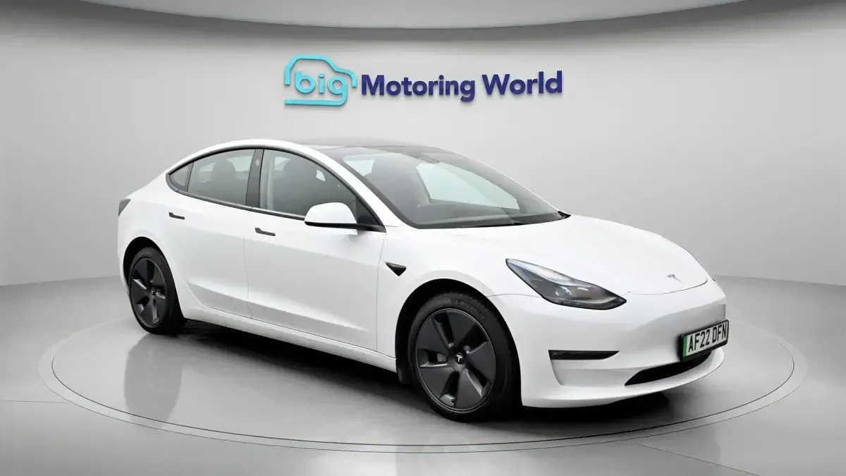 Used Tesla Model 3 Long Range AWD 366 kW (498 HP) 2022 Sedan