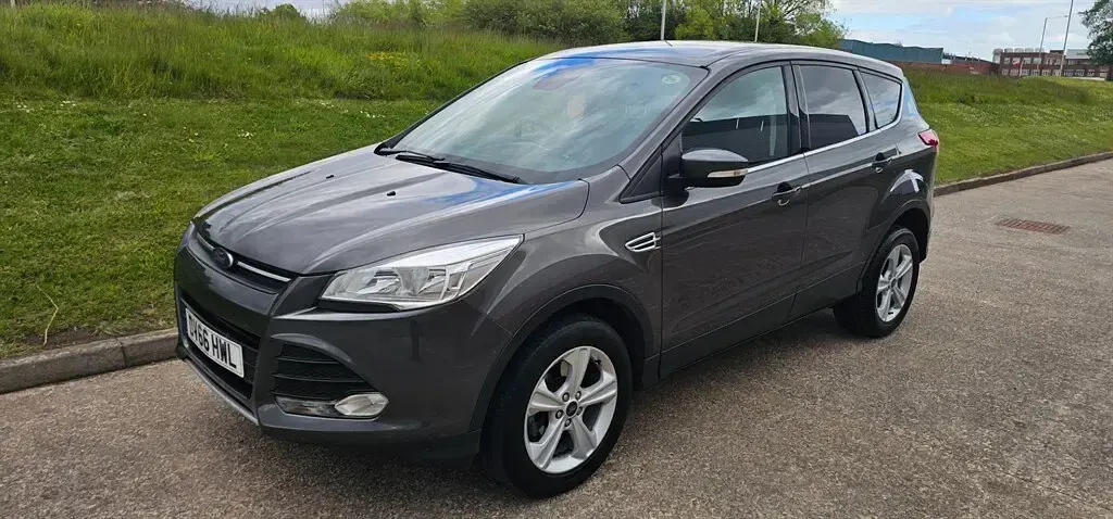Used Ford Kuga Zetec 2016 Metallic grey SUV