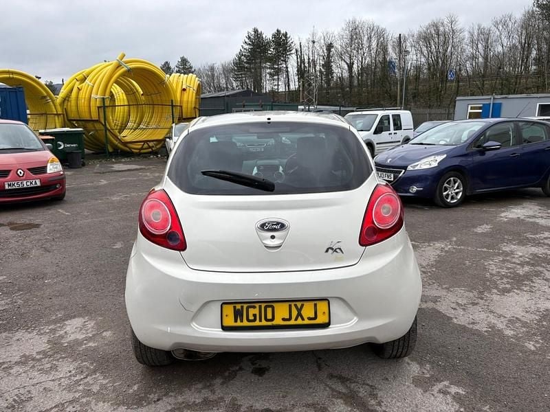 Used Ford Ka Zetec 2010 White Hatchback