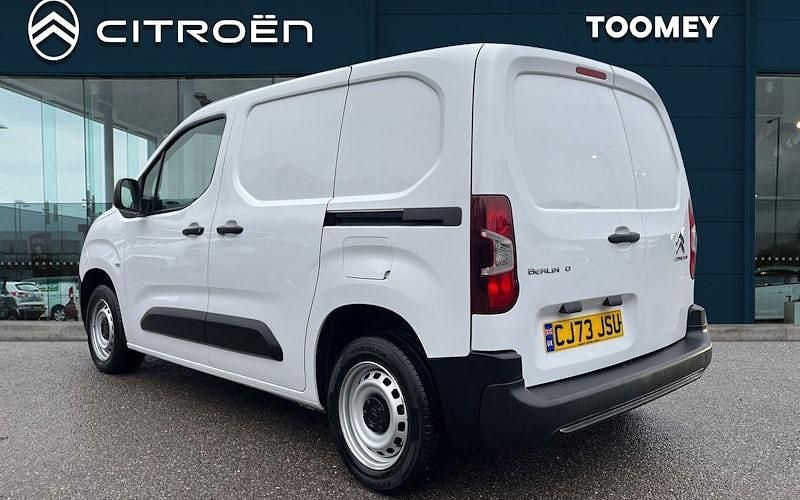 Used Citroën Berlingo 102 HP (75 kW) 2023 White MPV