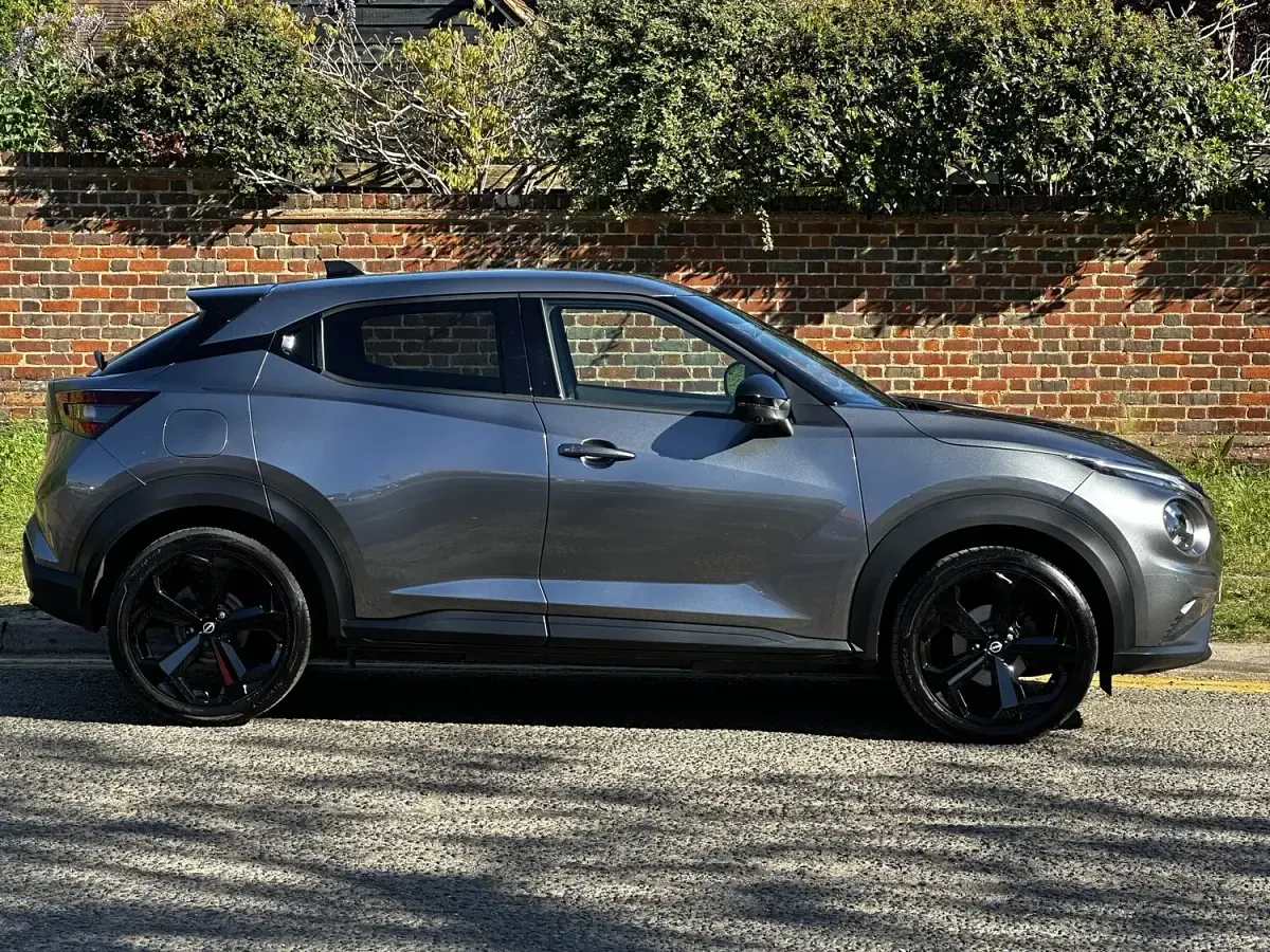 Used Nissan Juke Tekna 112 HP (82 kW) 2024 Grey SUV