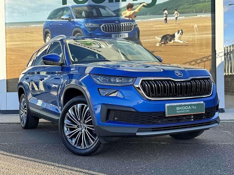 Race blue metallic Used 2022 Skoda Kodiaq SE L Executive SUV | £25,590 (Fair price) - Image 1/4