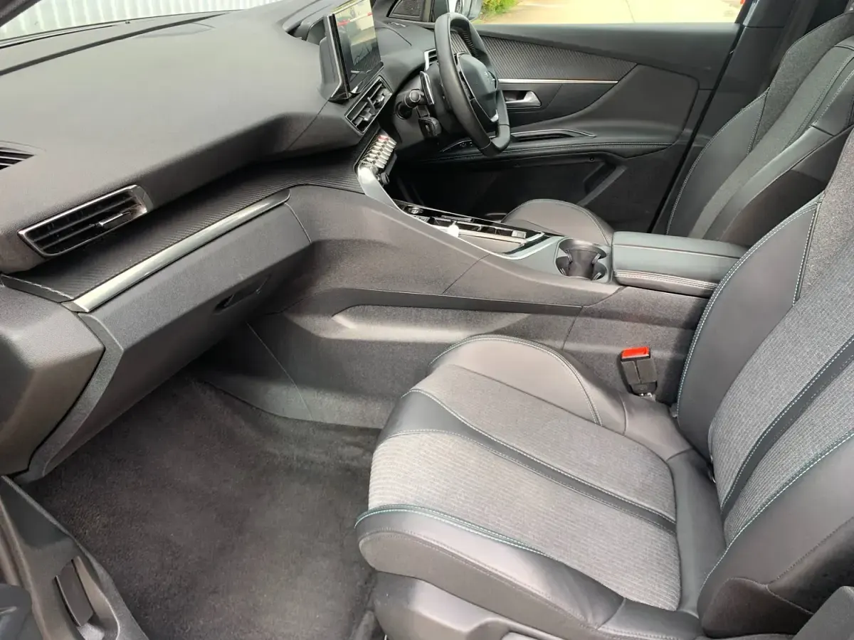 Used Peugeot 3008 Allure 2024 Blue SUV