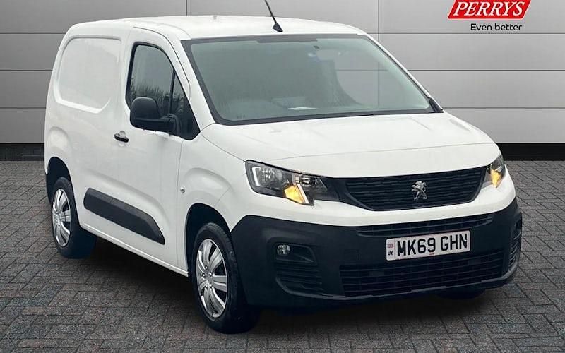 Used Peugeot Partner 102 HP (75 kW) 2021 MPV