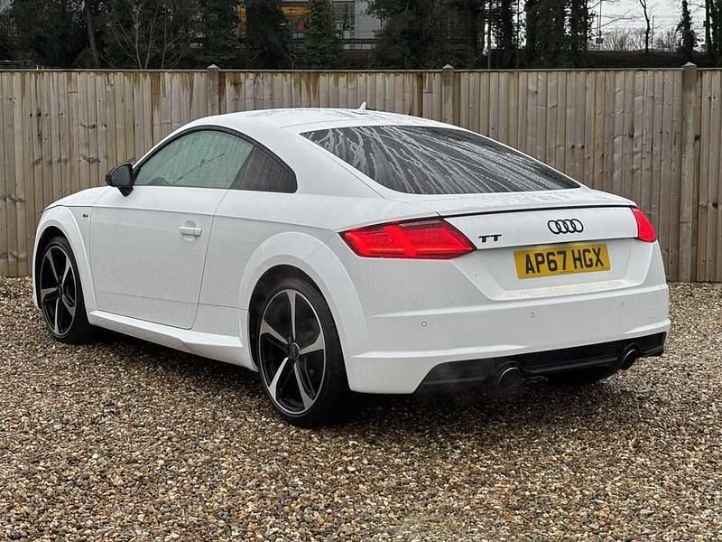 Used Audi TT Black Edition 180 HP (132 kW) 2018 White Coupe