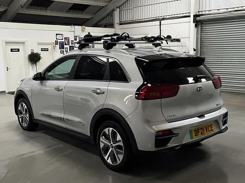 Used Kia Niro 150 kW (204 HP) 2021 Silver SUV