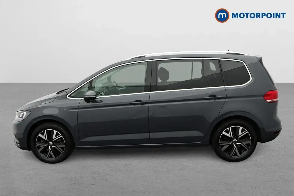 Used VW Touran SEL 150 HP (110 kW) 2025 Grey MPV