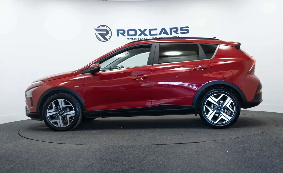 Used Hyundai Bayon Premium 100 HP (73 kW) 2024 Red SUV