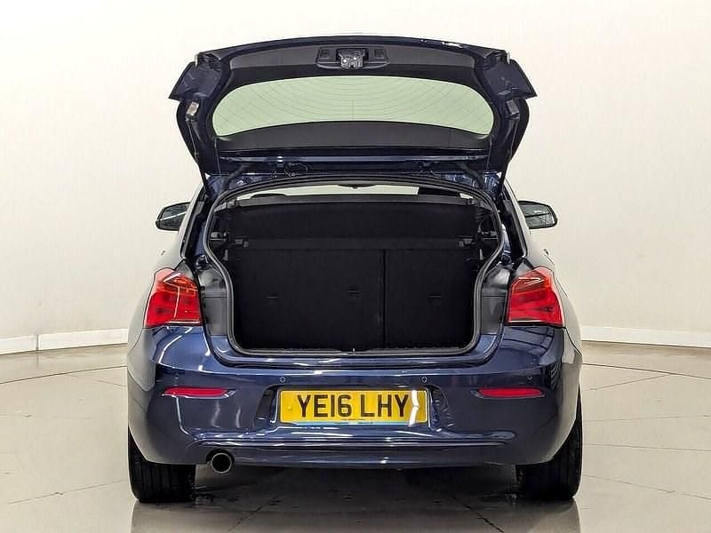 Used BMW 116 Sport Line 2016 Mediterranean blue Hatchback