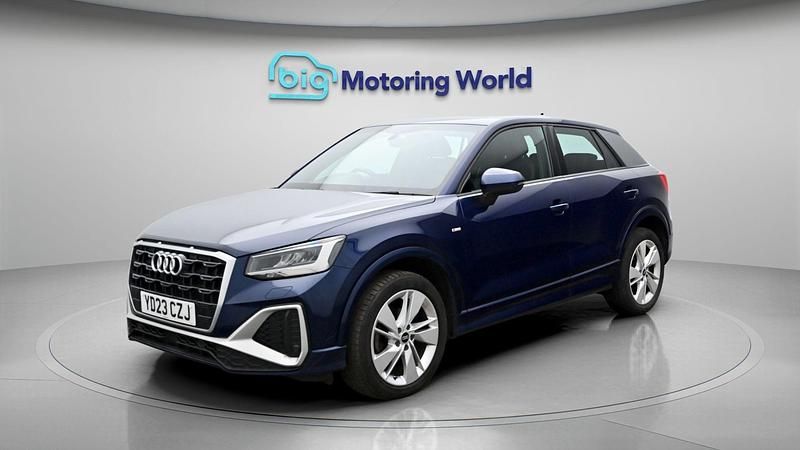 Used Audi Q2 S-Line 148 HP (108 kW) 2023 Blue SUV