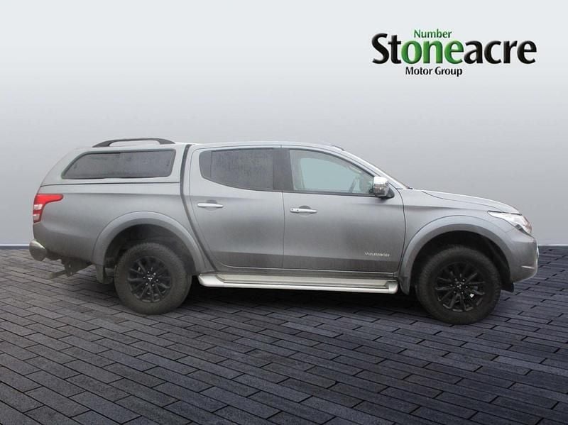 Used Mitsubishi L200 Warrior 181 HP (133 kW) 2018 Grey Pickup