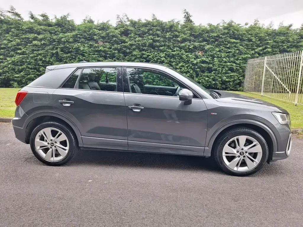 Used Audi Q2 S-Line 150 HP (110 kW) 2021 Grey SUV