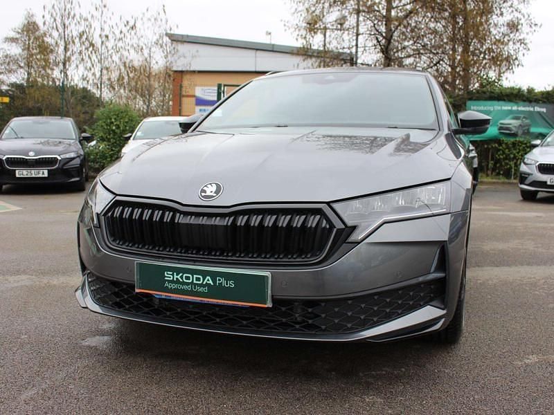 Used Skoda Octavia SportLine 110 HP (80 kW) 2025 Grey Estate