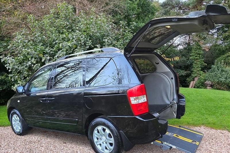 Used Kia Sedona 2009 Black MPV