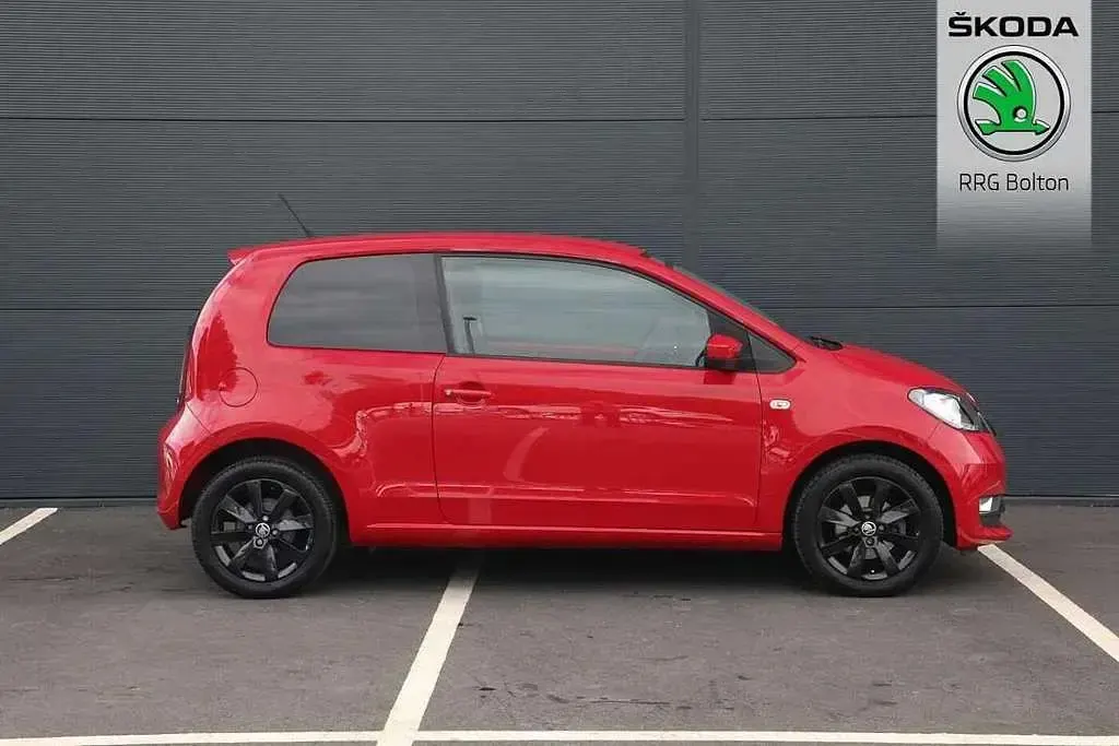 Used Skoda Citigo Colour Edition 58 HP (42 kW) 2018 Red Hatchback