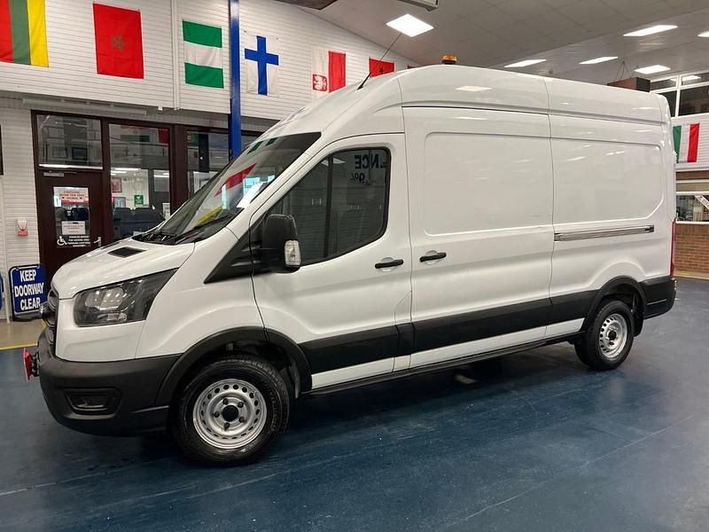 Used Ford Transit 130 HP (95 kW) 2020 White Van