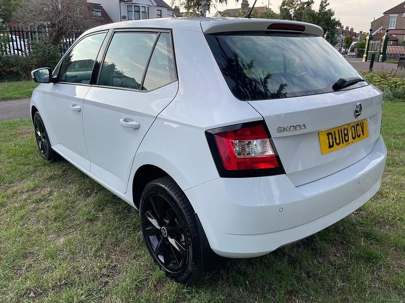 Used Skoda Fabia 2018 White Hatchback