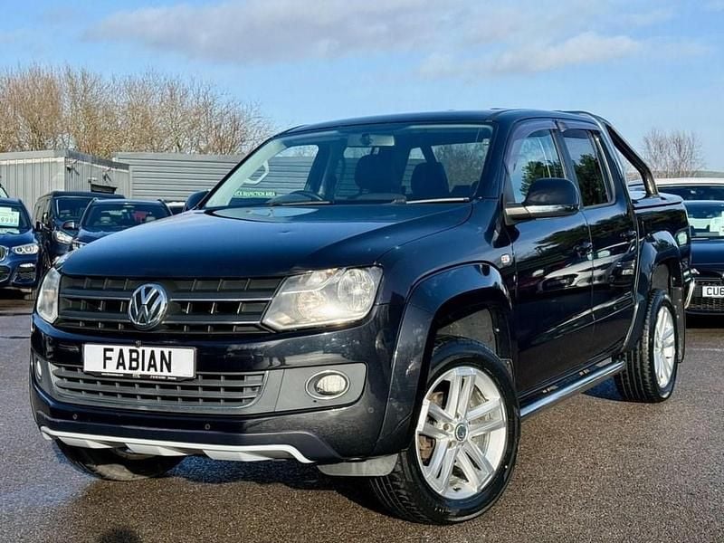 Black Used 2013 VW Amarok Highline Pickup | £8,999 (Good price) - Image 1/3