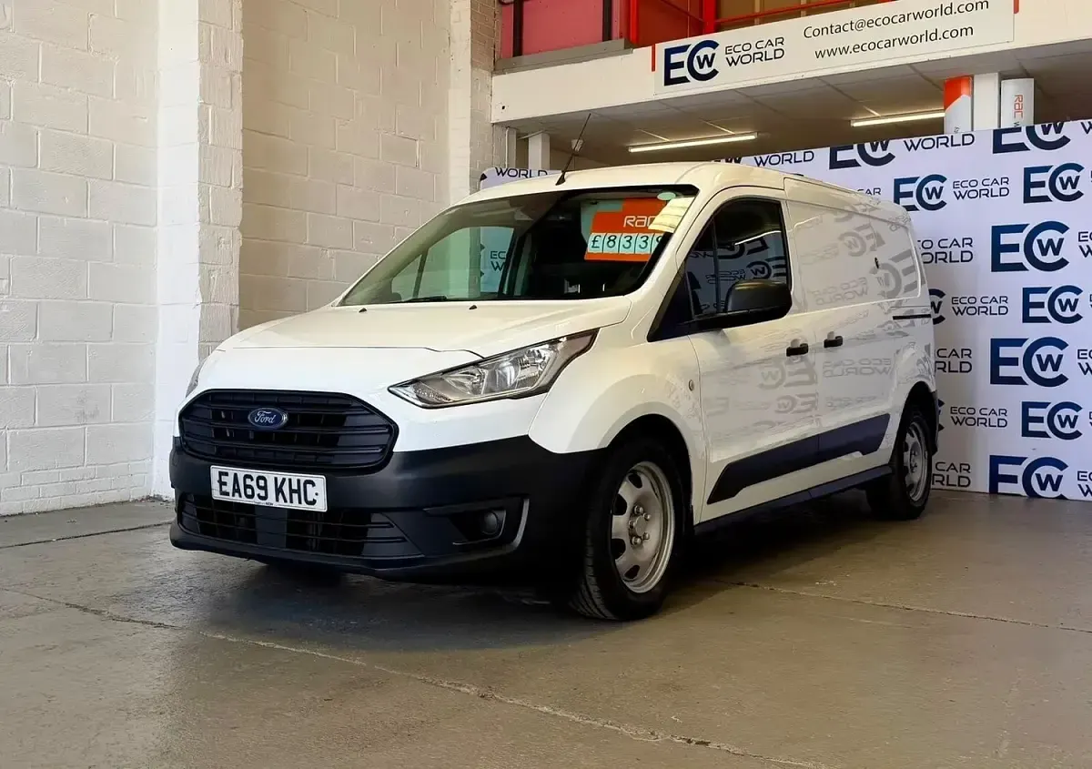 Used Ford Transit 100 HP (73 kW) 2019 White Van