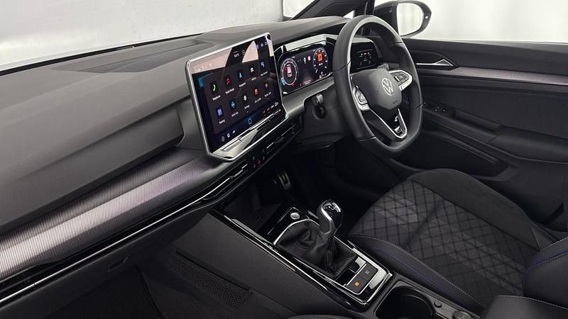 Used VW Golf VIII R-line 150 HP (110 kW) 2025 Black Hatchback