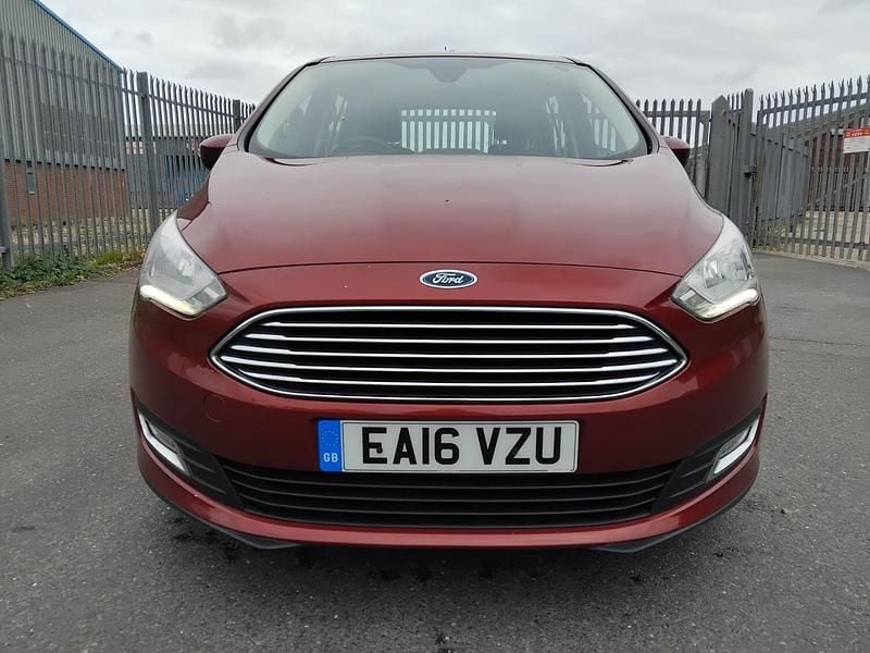 Used Ford Grand C-Max Titanium 150 HP (110 kW) 2016 Red MPV